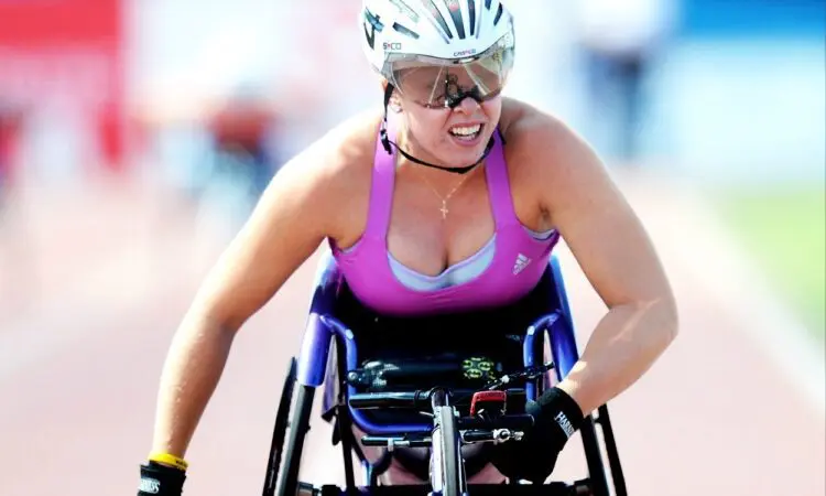 hannah_cockroft_BIG_2015