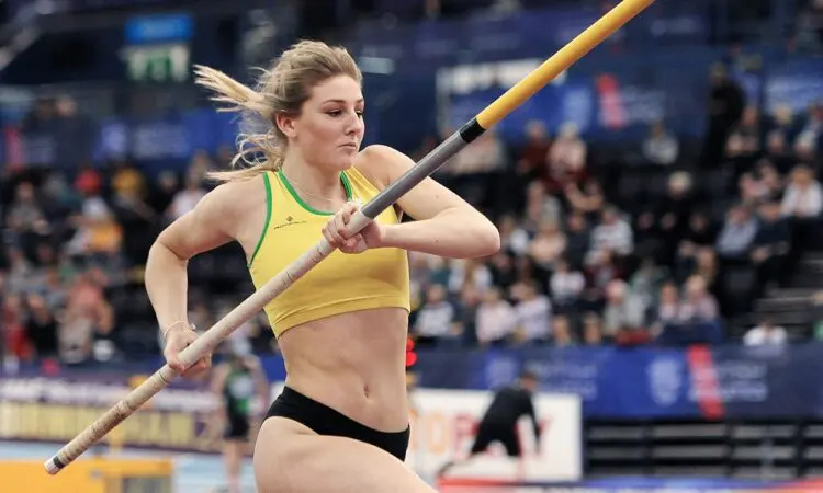 Molly-Caudery-British-Indoors-2018-by-Mark-Shearman