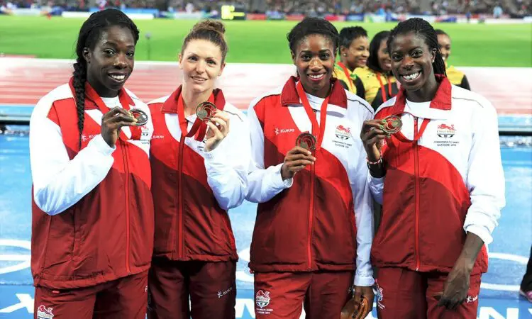 Anyika-Onuora-4x400m-Glasgow-2014-by-Mark-Shearman
