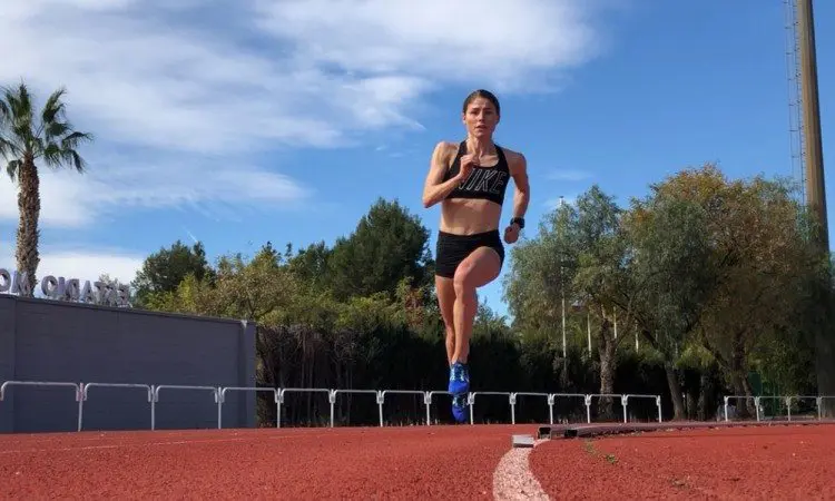 Rosie-Clarke-training1