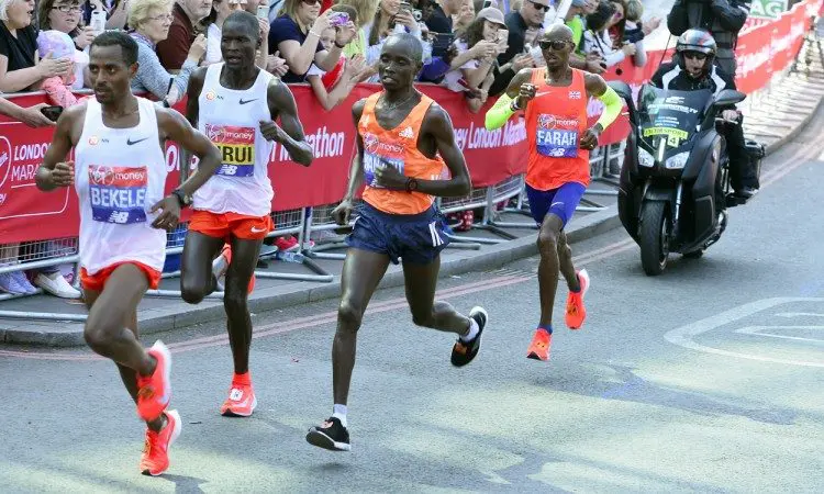 Mo Farah by Mark Shearman