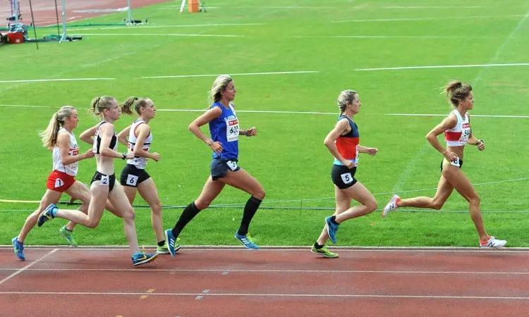 Jess-Judd-Manchester-2018-by-Mark-Shearman