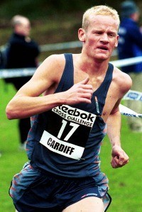 Ed Prickett running Cardiff in 2002