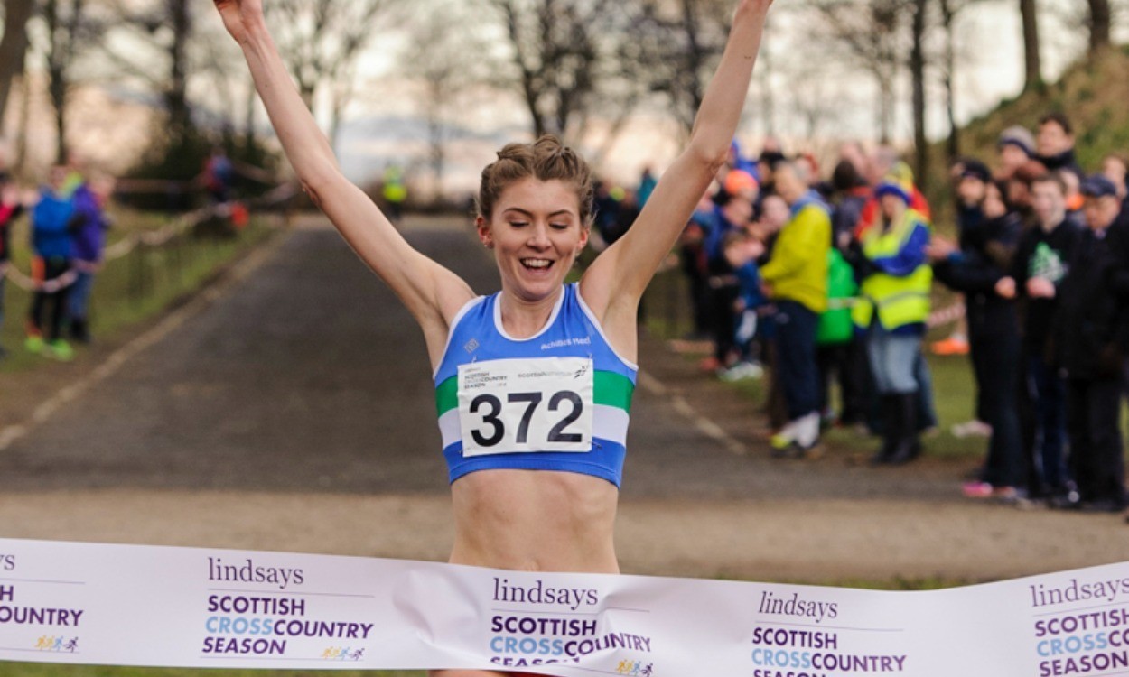 Beth Potter and Andrew Butchart win Scottish Cross Country AW