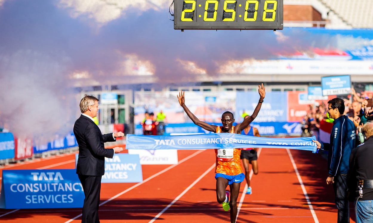 Lawrence Cherono breaks Amsterdam Marathon course record – weekly round-up