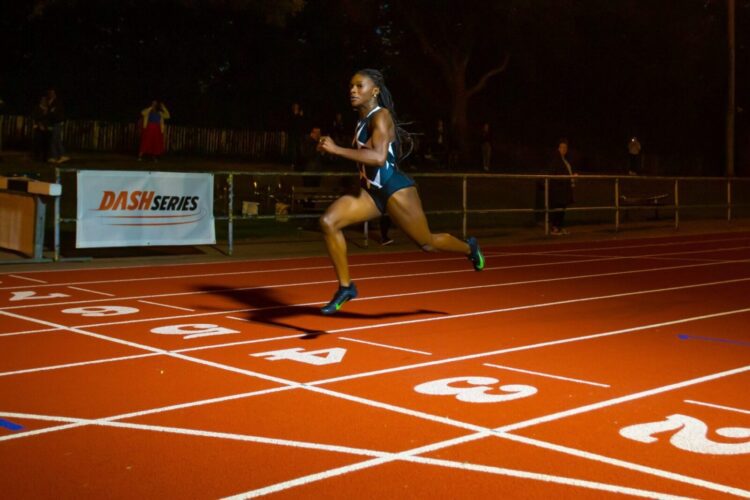 Dina Asher-Smith blasts to fast 150m - weekly round-up - AW