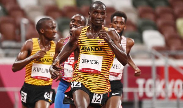 World record-holder Cheptegei wins fast 5000m - AW