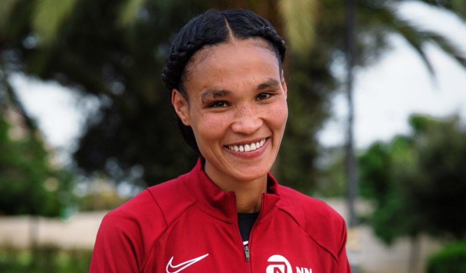 Letesenbet Gidey takes world halfmarathon record apart in Valencia AW