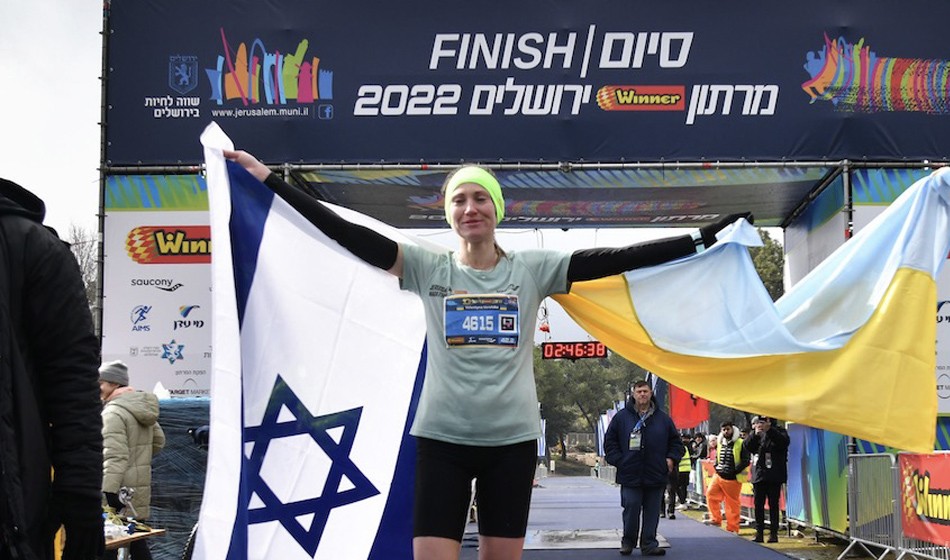 ladies marathon winner