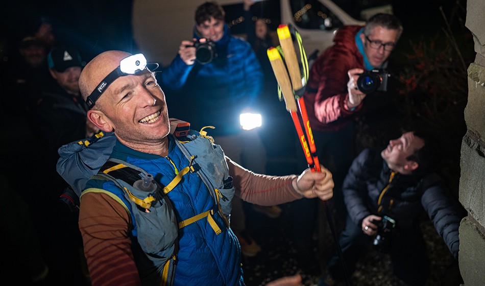 Kim Collison wins Montane Winter Spine race – AW
