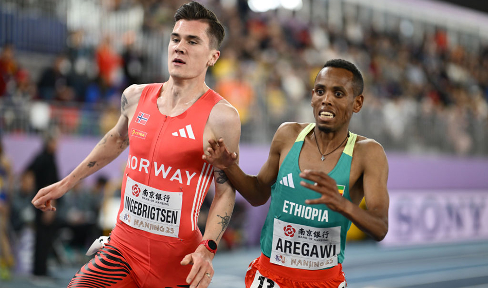 Ingebrigtsen eases to world indoor 3000m gold – AW