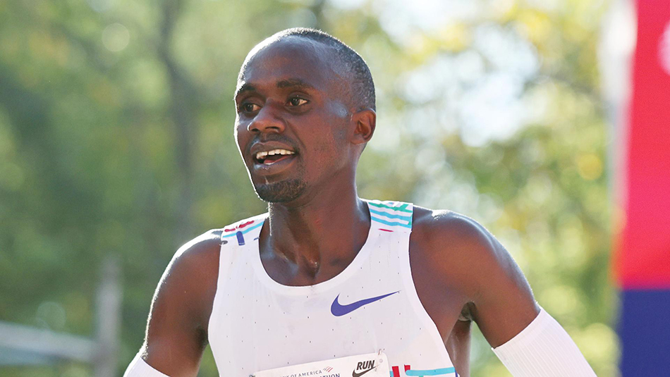 Jacob Kiplimo breaks world half-marathon record with 57:20 in Lisbon