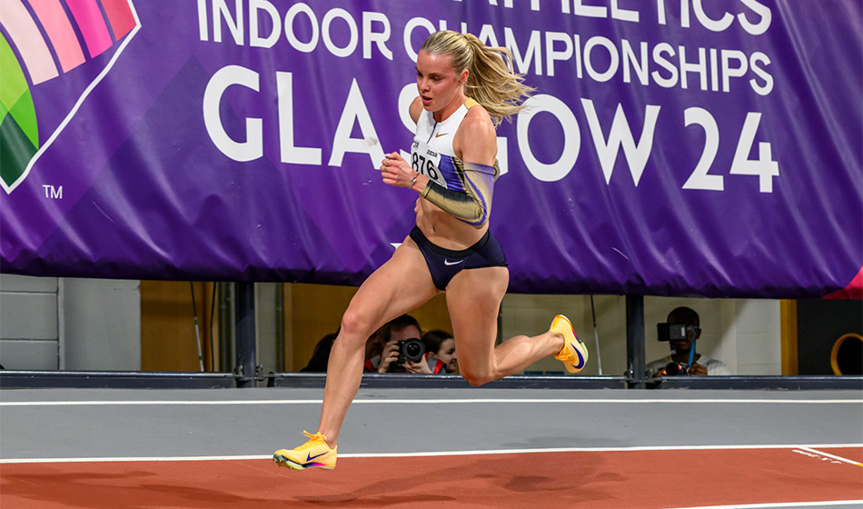 Keely Hodgkinson has eyes on relay after outright 400m PB