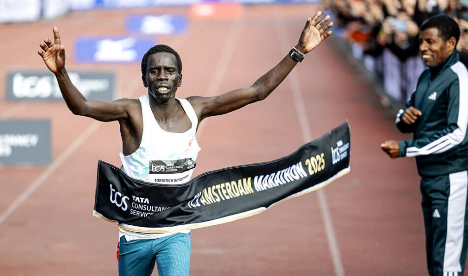 Kipchumba targets Amsterdam course record as he defends marathon title